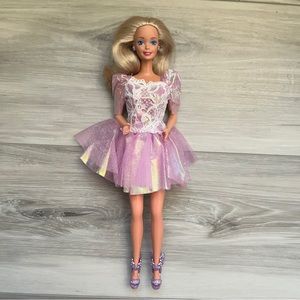 1988 Gift Giving Barbie doll